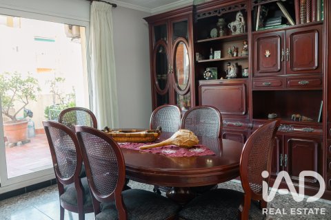 Apartment à vendre à Ripollet, Barcelona, Espagne, 3 chambres, 118 m2 No. 188148 - photo 8