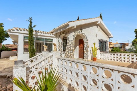 Villa à vendre Los Balcones, Alicante, Espagne, 3 chambres, 156 m2 No. 112948 - photo 3