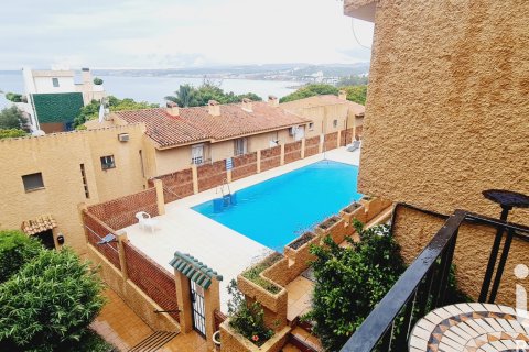 Lägenhet till salu i Estepona, Malaga, Spanien 1 sovrum, 50 kvm. Nr. 172773 - foto 15