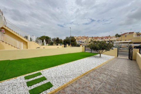 Bungalo pārdošanā Campoamor, Alicante, Spānijā 3 istabas, 69 m2 Nr. 138271 - attēls 2