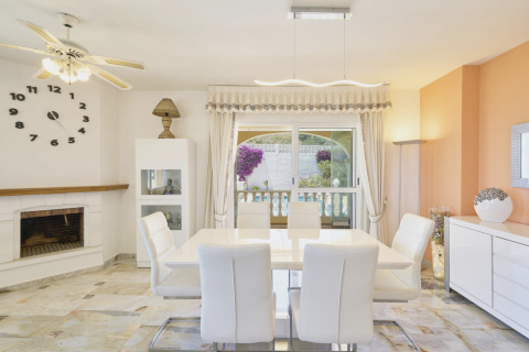 Hus till salu Benalmadena, Malaga, Spanien 4 sovrum, 330 kvm. Nr. 138274 - foto 6