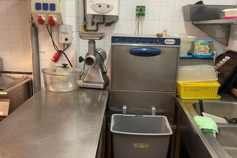 Hus till salu i Girona, Spanien 2 sovrum, 200 kvm. Nr. 153899 - foto 19