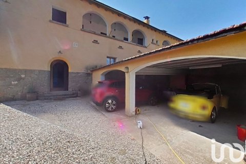 Dom w Artesa de Segre, Lleida, Hiszpania 5 sypialni, 235 mkw. nr 153903