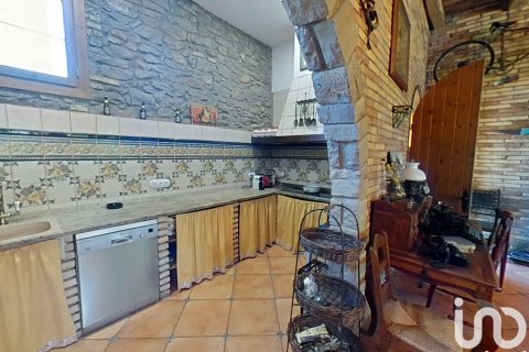 Dom w Artesa de Segre, Lleida, Hiszpania 5 sypialni, 235 mkw. nr 153903 – zdjęcie 23