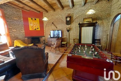 Dom w Artesa de Segre, Lleida, Hiszpania 5 sypialni, 235 mkw. nr 153903 – zdjęcie 9