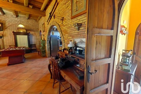 Dom w Artesa de Segre, Lleida, Hiszpania 5 sypialni, 235 mkw. nr 153903 – zdjęcie 4