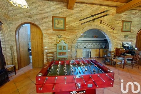 Dom w Artesa de Segre, Lleida, Hiszpania 5 sypialni, 235 mkw. nr 153903 – zdjęcie 20