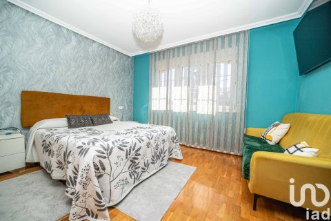 Сasa en venta en San Andrés del Rabanedo, León, España 5 dormitorios, 481 m2 No. 153897 - foto 18