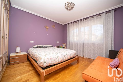 Сasa en venta en San Andrés del Rabanedo, León, España 5 dormitorios, 481 m2 No. 153897 - foto 21