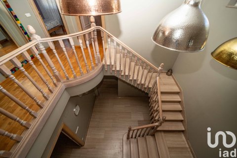 Сasa en venta en San Andrés del Rabanedo, León, España 5 dormitorios, 481 m2 No. 153897 - foto 17