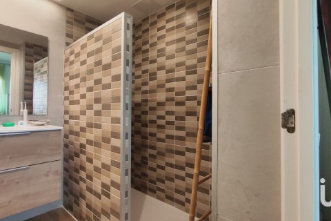 Tvåvåningslägenhet till salu i Cubelles, Barcelona, Spanien 3 sovrum, 120 kvm. Nr. 153898 - foto 22