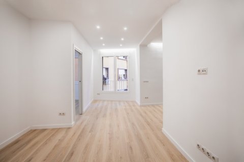 Apartment for sale Eixample, Barcelona, Spain 3 bedrooms, 95 sq.m. No. 133383 - photo 28