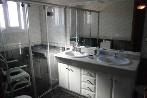 Villa à vendre Martorell, Barcelona, Espagne, 5 chambres, 460 m2 No. 133387 - photo 7