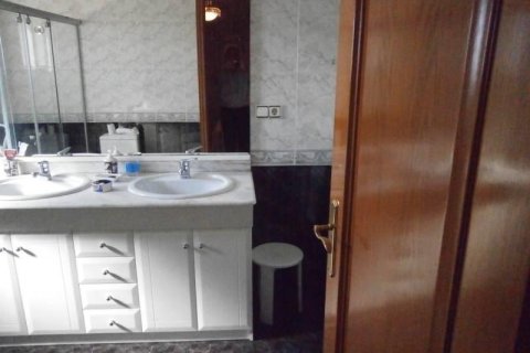 Villa à vendre Martorell, Barcelona, Espagne, 5 chambres, 460 m2 No. 133387 - photo 28