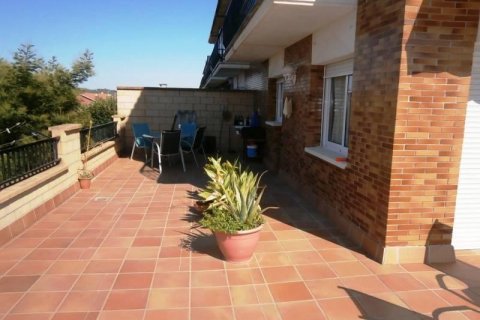 Villa à vendre Martorell, Barcelona, Espagne, 5 chambres, 460 m2 No. 133387 - photo 4