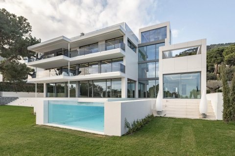 Villa till salu Barcelona, Spanien 6 sovrum, 1216 kvm. Nr. 133386 - foto 1