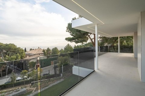 Villa till salu Barcelona, Spanien 6 sovrum, 1216 kvm. Nr. 133386 - foto 8