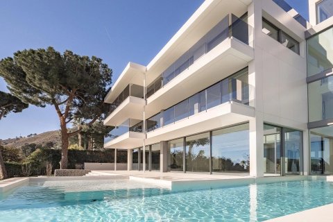 Villa till salu Barcelona, Spanien 6 sovrum, 1216 kvm. Nr. 133386 - foto 5