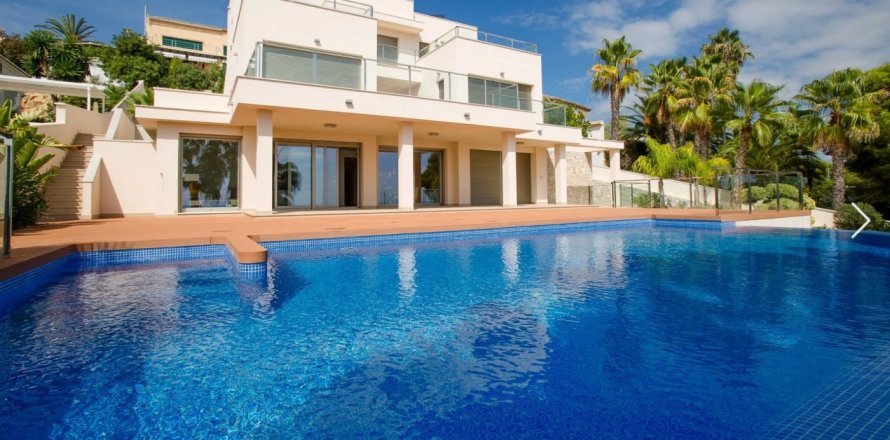 Villa en Moraira, Alicante, España 4 dormitorios, 559 m2 No. 196707