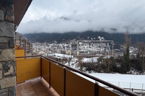 Huoneisto vuokrattavana Principado De Andorra (Ninguna Poblacion Tiene C.P.), Lleida, Espanja, 3 makuuhuonetta, 110 m2 No. 156721 - kuva 3