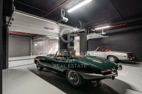 Kamienica w Marbella, Malaga, Hiszpania 4 sypialnie, 486 mkw. nr 156723 – zdjęcie 23