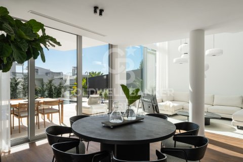 Kaupunkipientalo myytävänä Marbella, Malaga, Espanja, 4 makuuhuonetta, 486 m2 No. 156723 - kuva 8