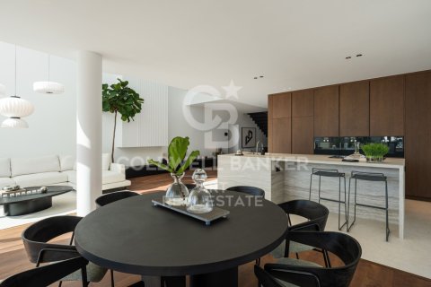 Kaupunkipientalo myytävänä Marbella, Malaga, Espanja, 4 makuuhuonetta, 486 m2 No. 156723 - kuva 9