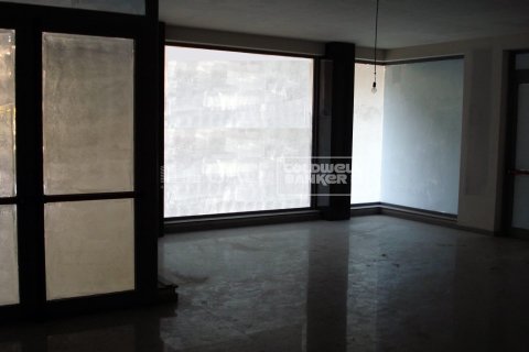 Liikekiinteistö vuokrattavana Principado De Andorra (Ninguna Poblacion Tiene C.P.), Lleida, Espanja , 220 m2 No. 156717 - kuva 2