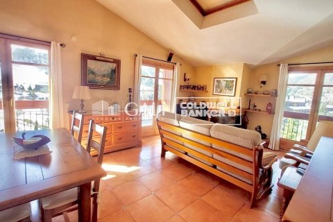 Penthouse w Principado De Andorra (Ninguna Poblacion Tiene C.P.), Lleida, Hiszpania 4 sypialnie, 113 mkw. nr 156722 – zdjęcie 2