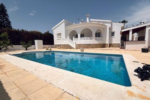 Villa a Ciudad Quesada, Alicante, Spagna 3 camere da letto, 110 mq. N° 165693