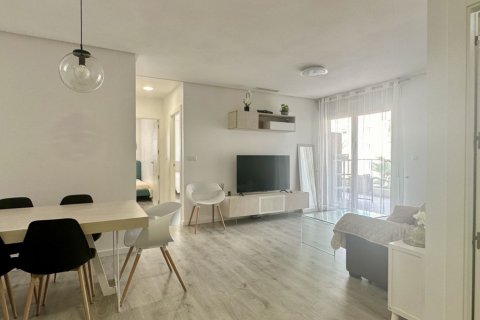 Продажа квартиры в Вилламартин, Аликанте, Испания 3 спальни, 82м2 №139573 - фото 2