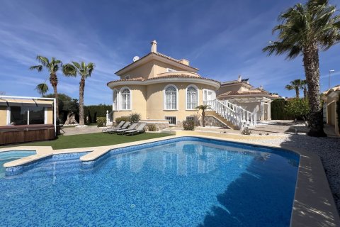 Villa à vendre Ciudad Quesada, Alicante, Espagne, 5 chambres, 358 m2 No. 139567 - photo 1
