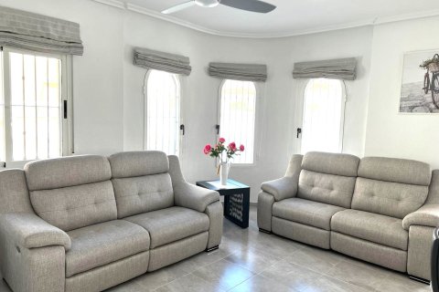 Bungalow till salu Algorfa, Alicante, Spanien 2 sovrum, 79 kvm. Nr. 139569 - foto 3