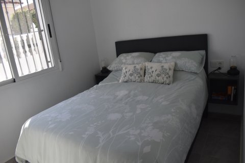 Bungalow till salu Algorfa, Alicante, Spanien 2 sovrum, 79 kvm. Nr. 139569 - foto 12