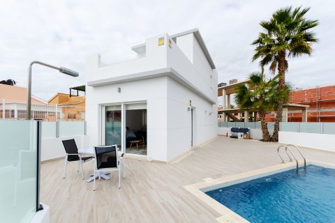 Apartment for sale Torrevieja, Alicante, Spain 3 bedrooms, 116 sq.m. No. 134717 - photo 1