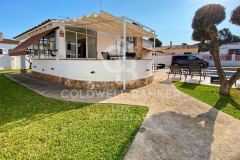 House for sale in L'Escala, Girona, Spain 3 bedrooms, 142 sq.m. No. 158428 - photo 4