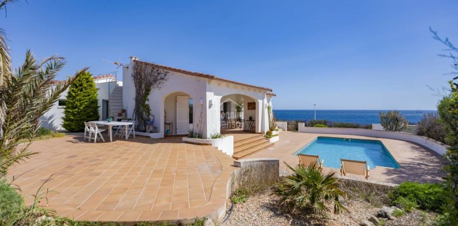 Villa in Sant Lluis, Menorca, Spain 3 bedrooms, 130 sq.m. No. 164855