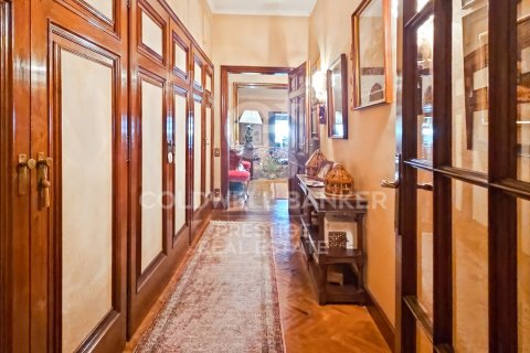 Продажа квартиры в Барселона, Испания 7 спален, 512м2 №158507 - фото 23