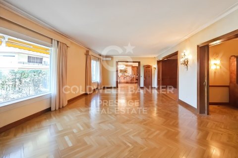 Продажа квартиры в Барселона, Испания 7 спален, 512м2 №158507 - фото 1