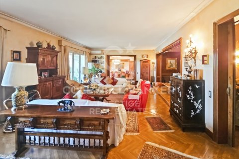 Продажа квартиры в Барселона, Испания 7 спален, 512м2 №158507 - фото 17