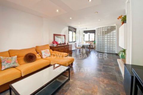 Продажа дома в Л'Эскала, Герона, Испания 4 спальни, 301м2 №158511 - фото 7