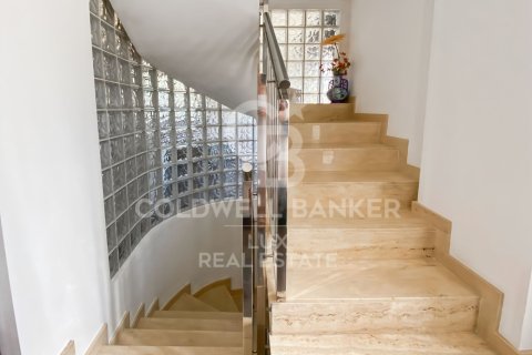 Продажа дома в Л'Эскала, Герона, Испания 4 спальни, 301м2 №158511 - фото 13
