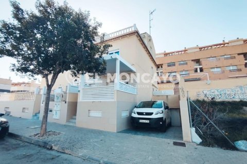 House à vendre à Guardamar del Segura, Alicante, Espagne, 3 chambres, 90 m2 No. 149105 - photo 4