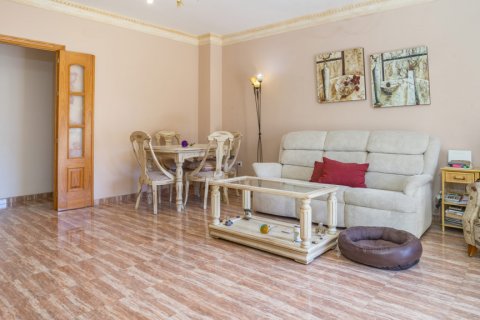 Duplex for sale Estepona, Malaga, Spain 3 bedrooms, 275 sq.m. No. 107555 - photo 8