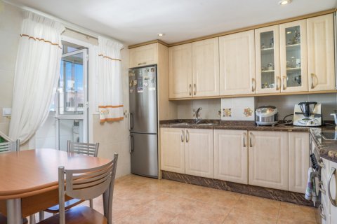 Duplex for sale Estepona, Malaga, Spain 3 bedrooms, 275 sq.m. No. 107555 - photo 5