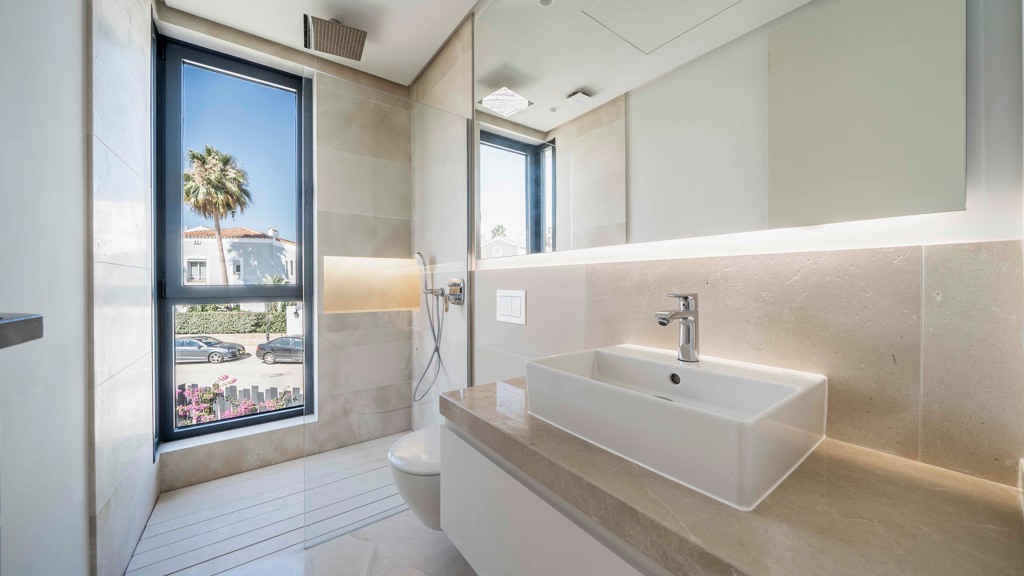 Villa à Malaga, Espagne 4 chambres, 540 m2 No. 106996