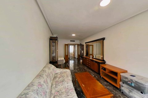 Huoneisto myytävänä Pilar de la Horadada, Alicante, Espanja, 4 makuuhuonetta, 159 m2 No. 189275 - kuva 10