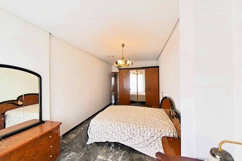 Huoneisto myytävänä Pilar de la Horadada, Alicante, Espanja, 4 makuuhuonetta, 159 m2 No. 189275 - kuva 28