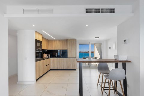 Huoneisto myytävänä Punta Prima, Alicante, Espanja, 2 makuuhuonetta, 122 m2 No. 148334 - kuva 15