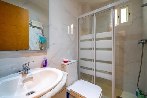 Działka w Alcorcon, Madrid, Hiszpania 3 sypialnie, 61 mkw. nr 177487 – zdjęcie 18